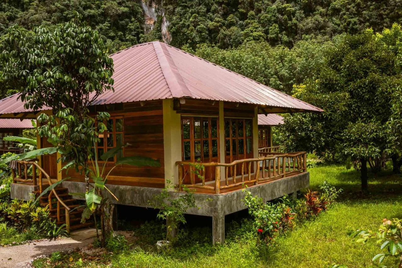 Monkey Mansion - Jungalows & Tours Khao Sok National Park Ngoại thất bức ảnh