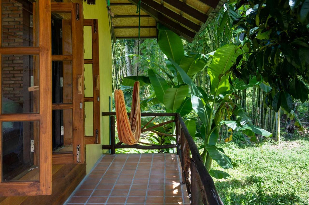 Monkey Mansion - Jungalows & Tours Khao Sok National Park Ngoại thất bức ảnh